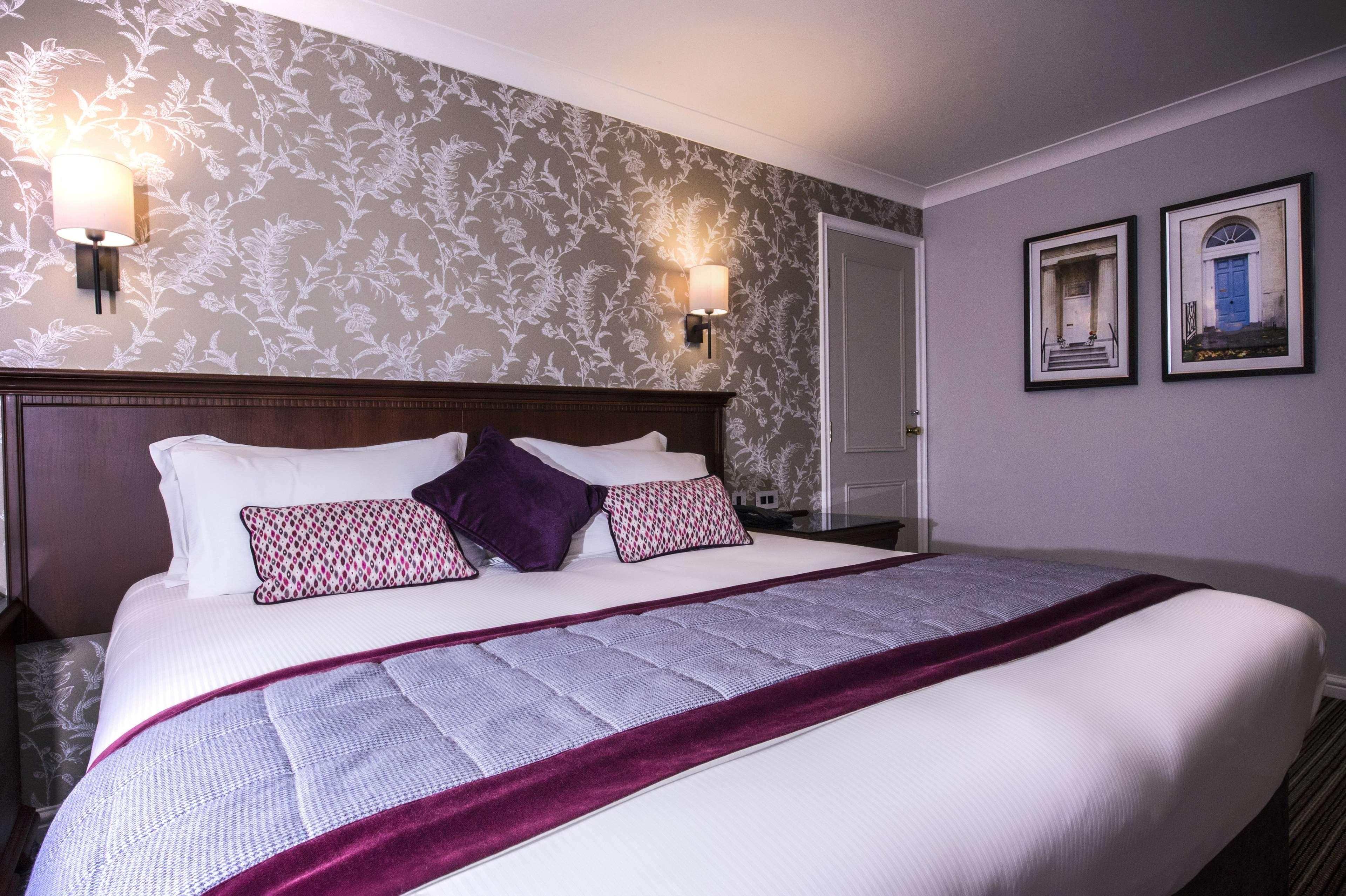 Doubletree By Hilton Cheltenham-Cotswolds מראה חיצוני תמונה