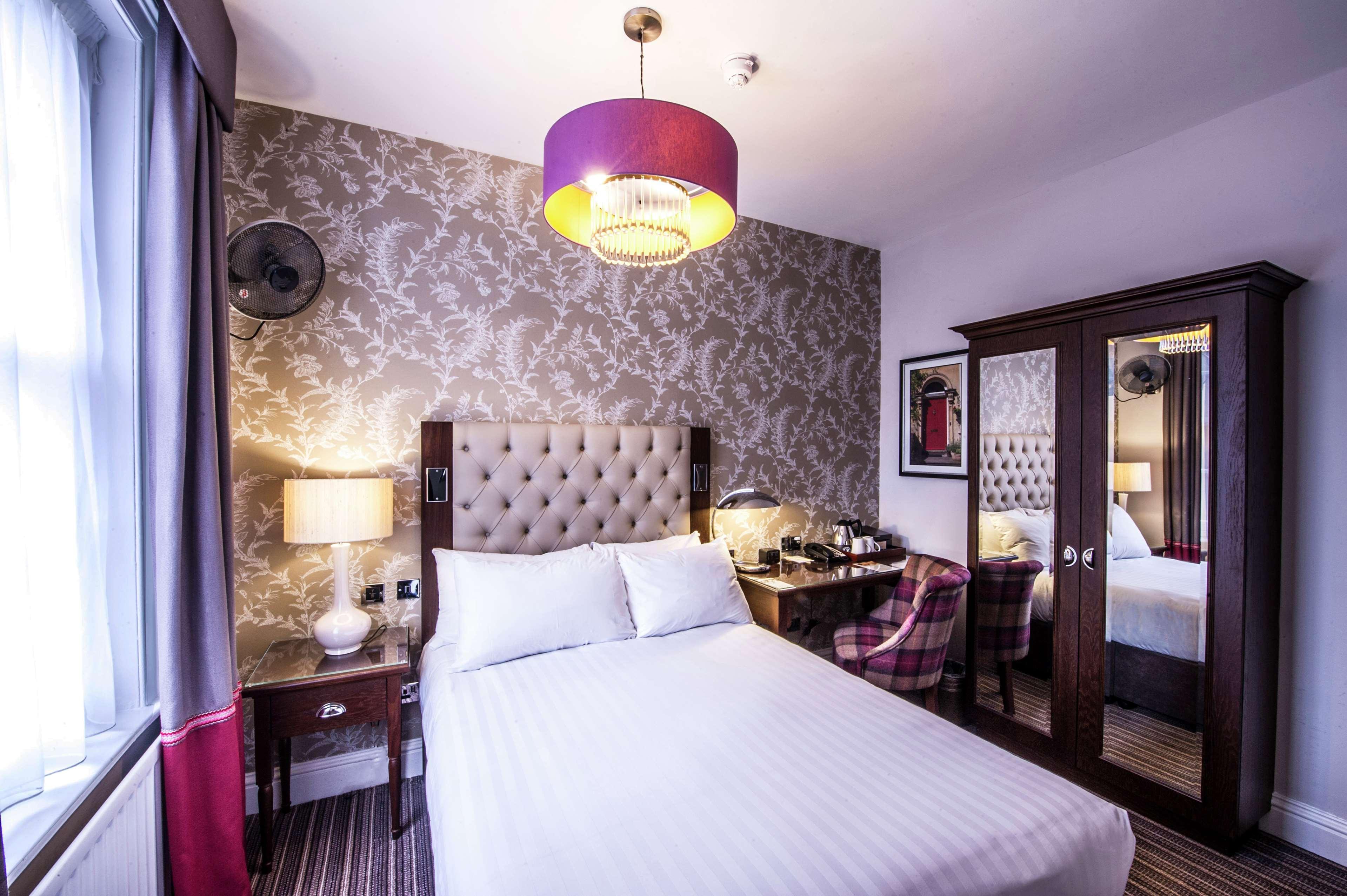 Doubletree By Hilton Cheltenham-Cotswolds מראה חיצוני תמונה