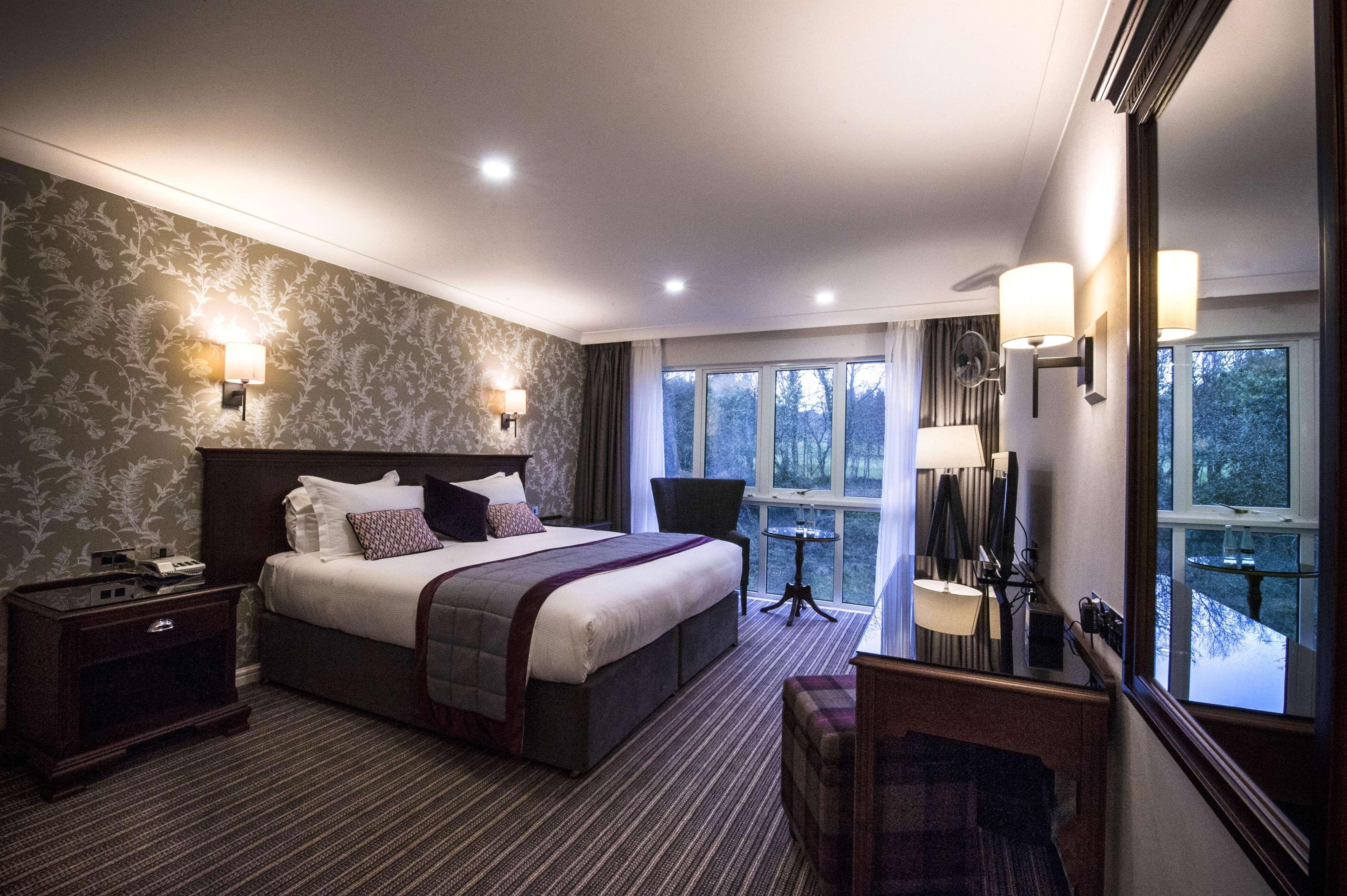 Doubletree By Hilton Cheltenham-Cotswolds מראה חיצוני תמונה