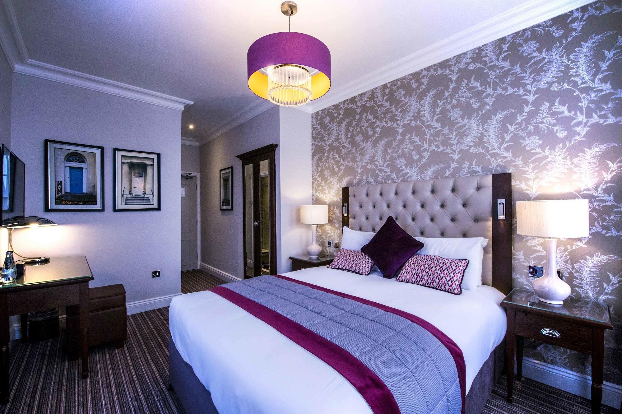 Doubletree By Hilton Cheltenham-Cotswolds מראה חיצוני תמונה