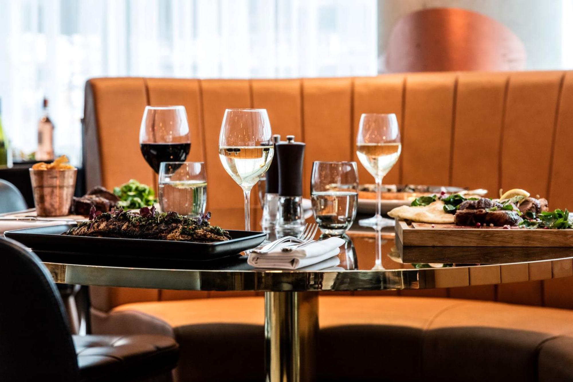 Doubletree By Hilton Cheltenham-Cotswolds מראה חיצוני תמונה