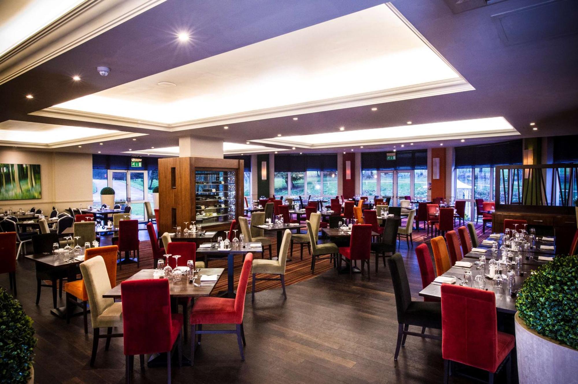 Doubletree By Hilton Cheltenham-Cotswolds מראה חיצוני תמונה