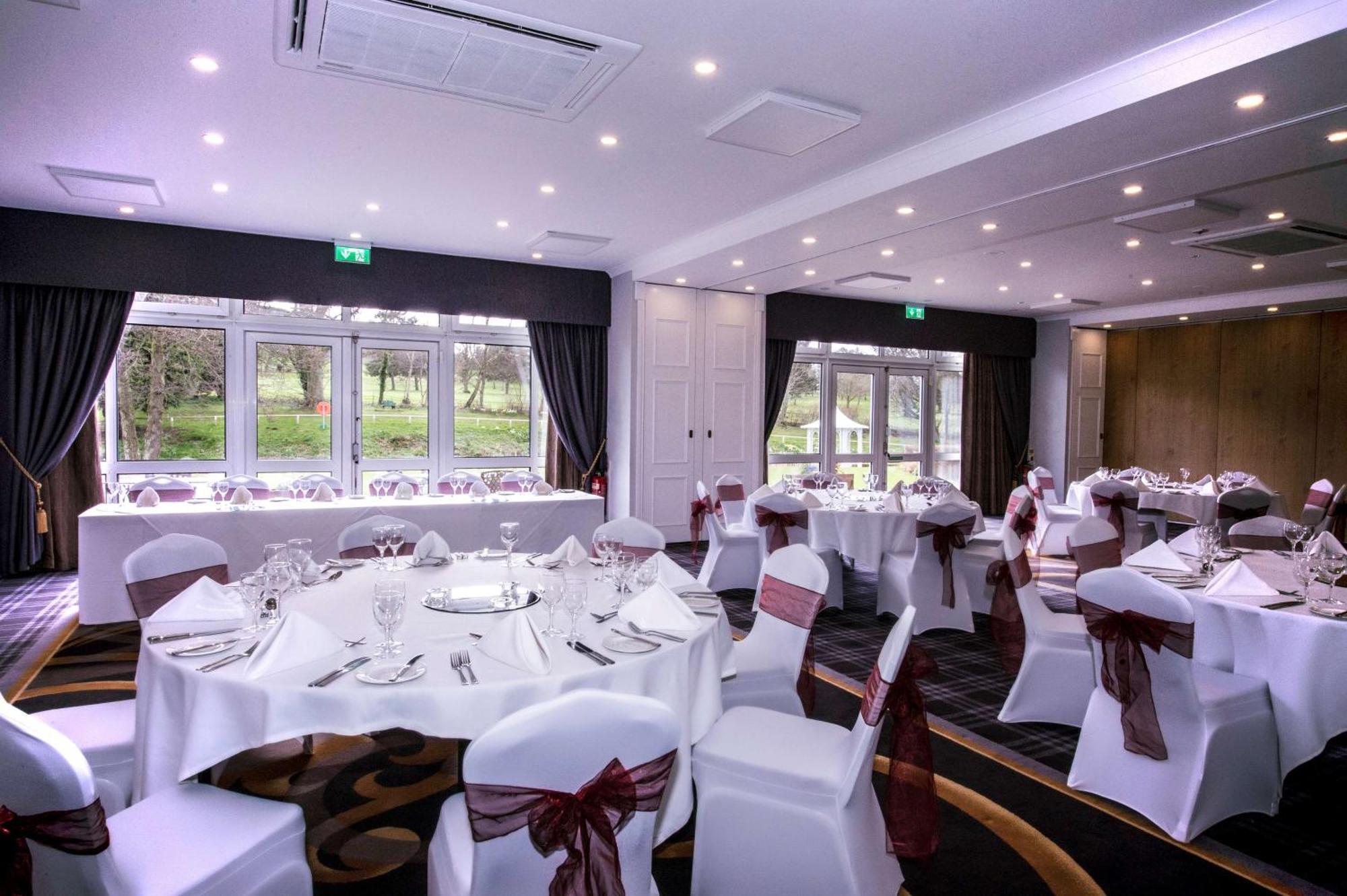 Doubletree By Hilton Cheltenham-Cotswolds מראה חיצוני תמונה