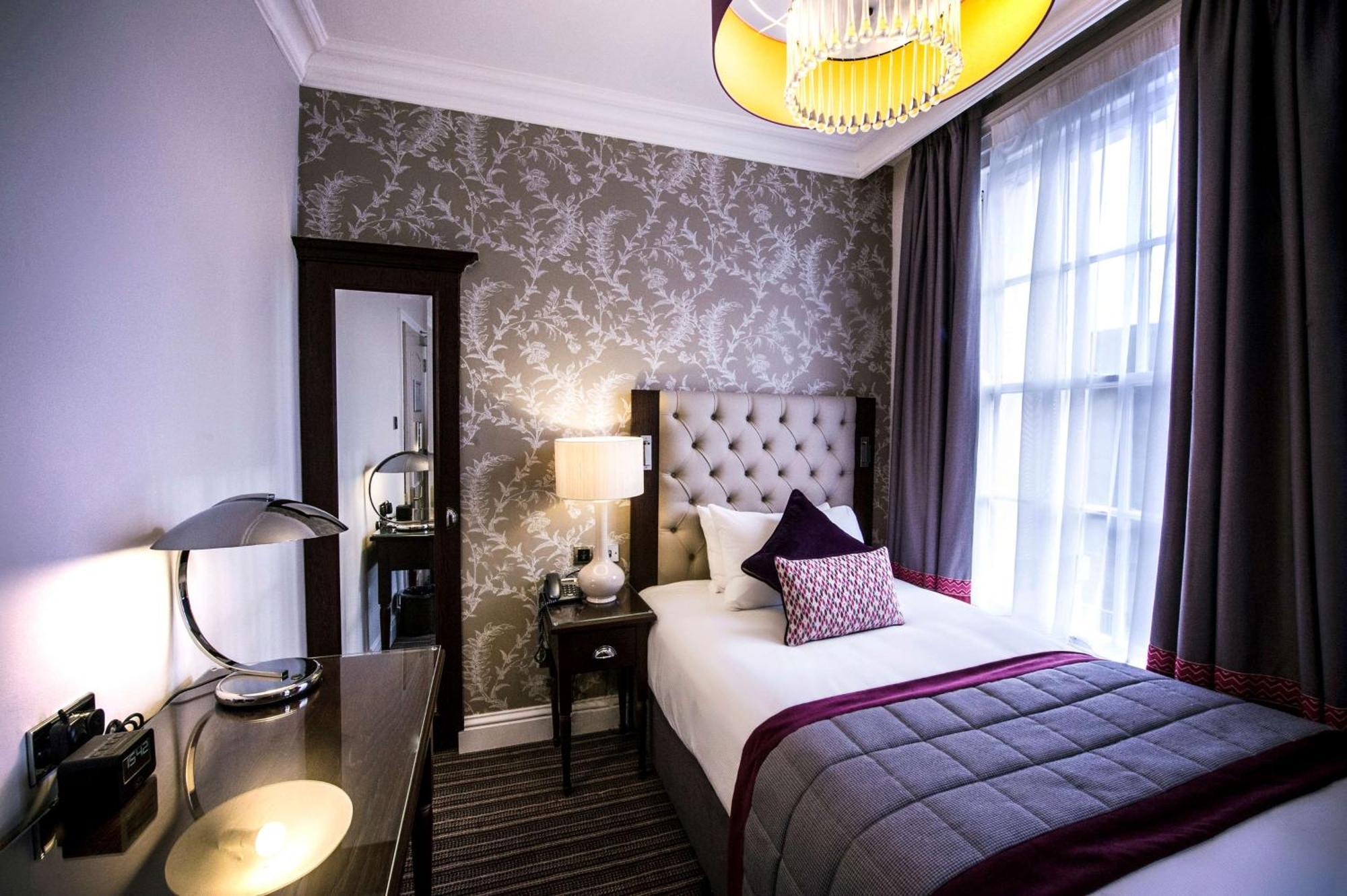 Doubletree By Hilton Cheltenham-Cotswolds מראה חיצוני תמונה