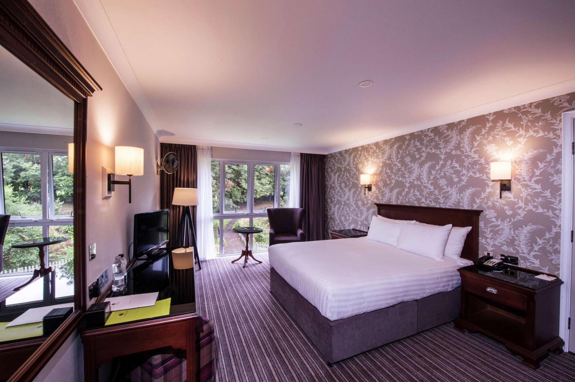 Doubletree By Hilton Cheltenham-Cotswolds מראה חיצוני תמונה