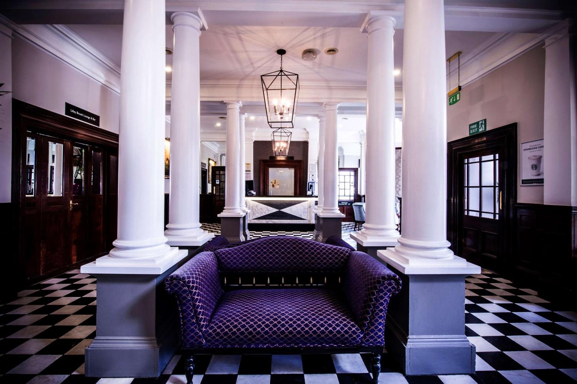 Doubletree By Hilton Cheltenham-Cotswolds מראה חיצוני תמונה